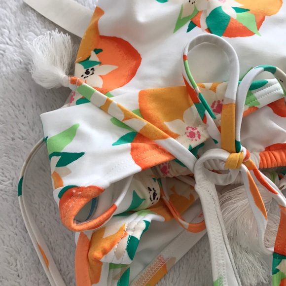 Kate Spade 2 pc cutest bikini HOST PICK - Picture 5 of 7